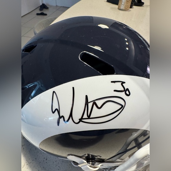 Todd Gurley Signed Los Angeles Rams Riddell Full Size Speed NFL Helmet w COA/Pho - Picture 8 of 12